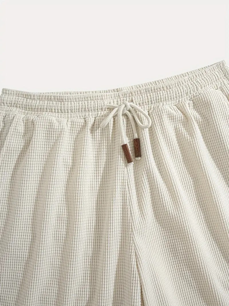 TEXTURED DRAWSTRING CASUAL SHORTS