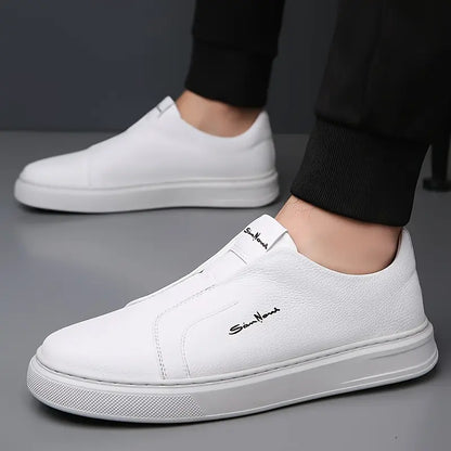 SHORELINE SNEAKERS